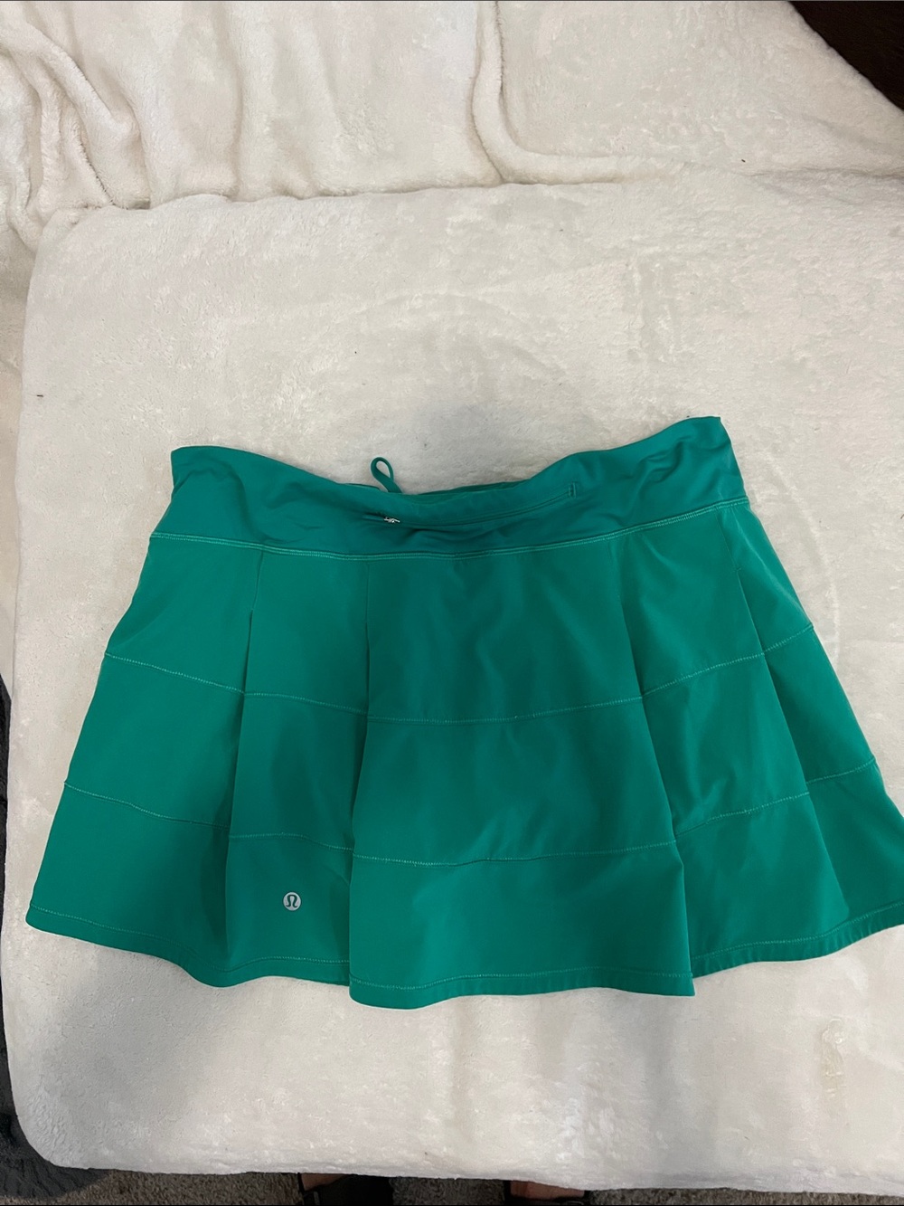 Lululemon Ladies sz 12 Tennis Golf Pickleball skort stretch pull on  Green - Picture 2 of 4
